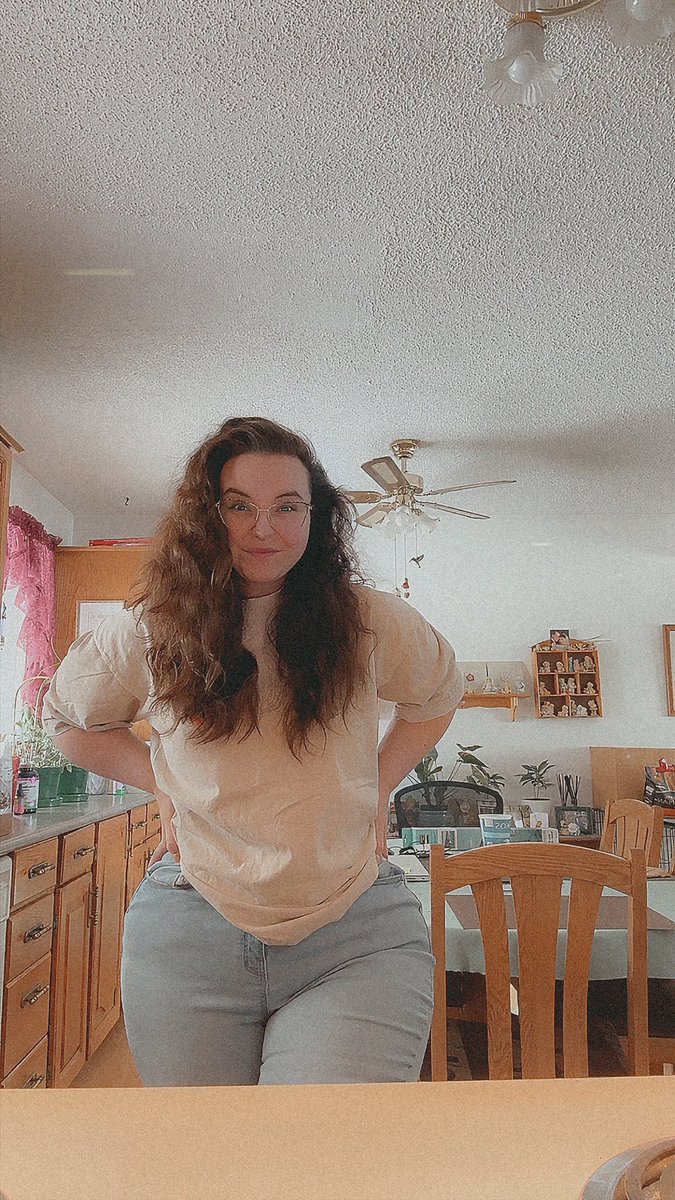 𝔠𝔥𝔯𝔦𝔰𝔱𝔦𝔫𝔢 tweet media