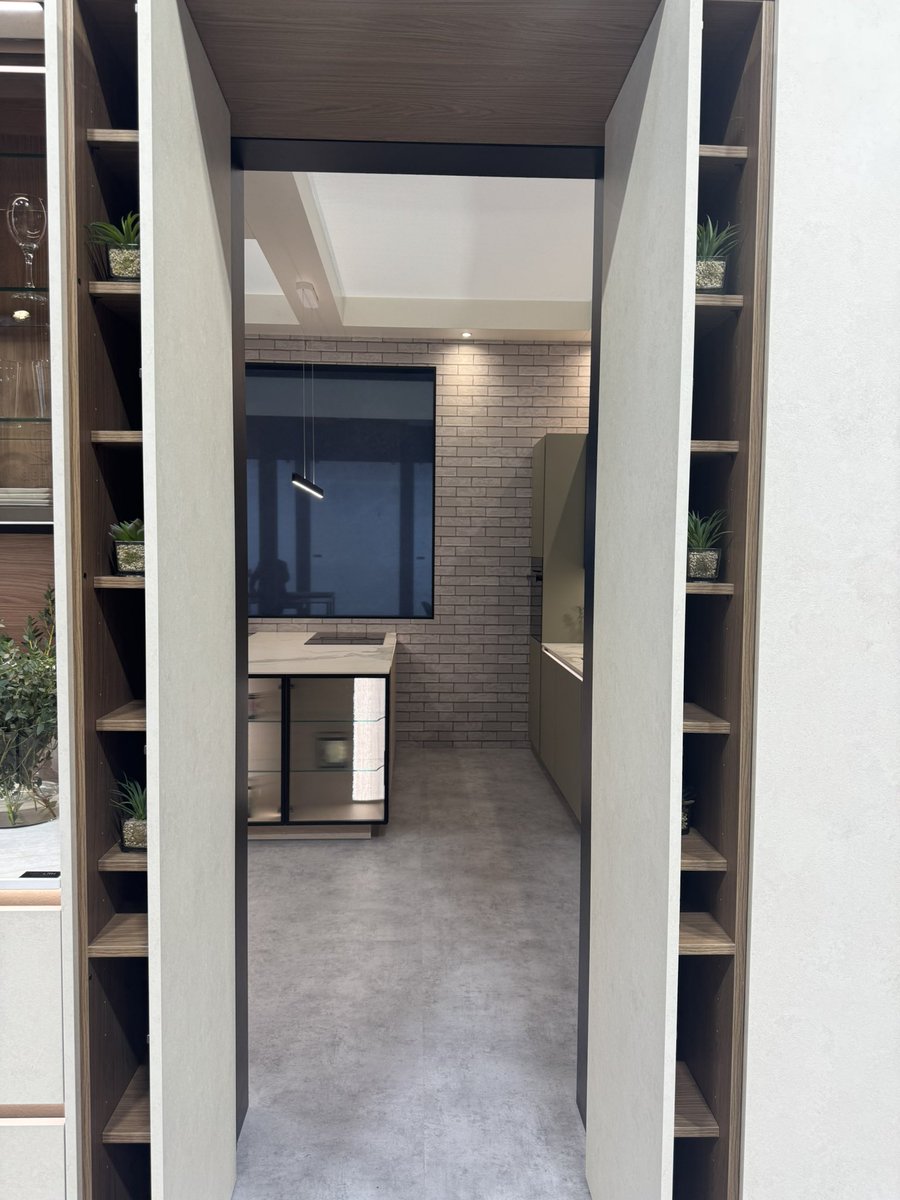 Kitchens Review tweet media