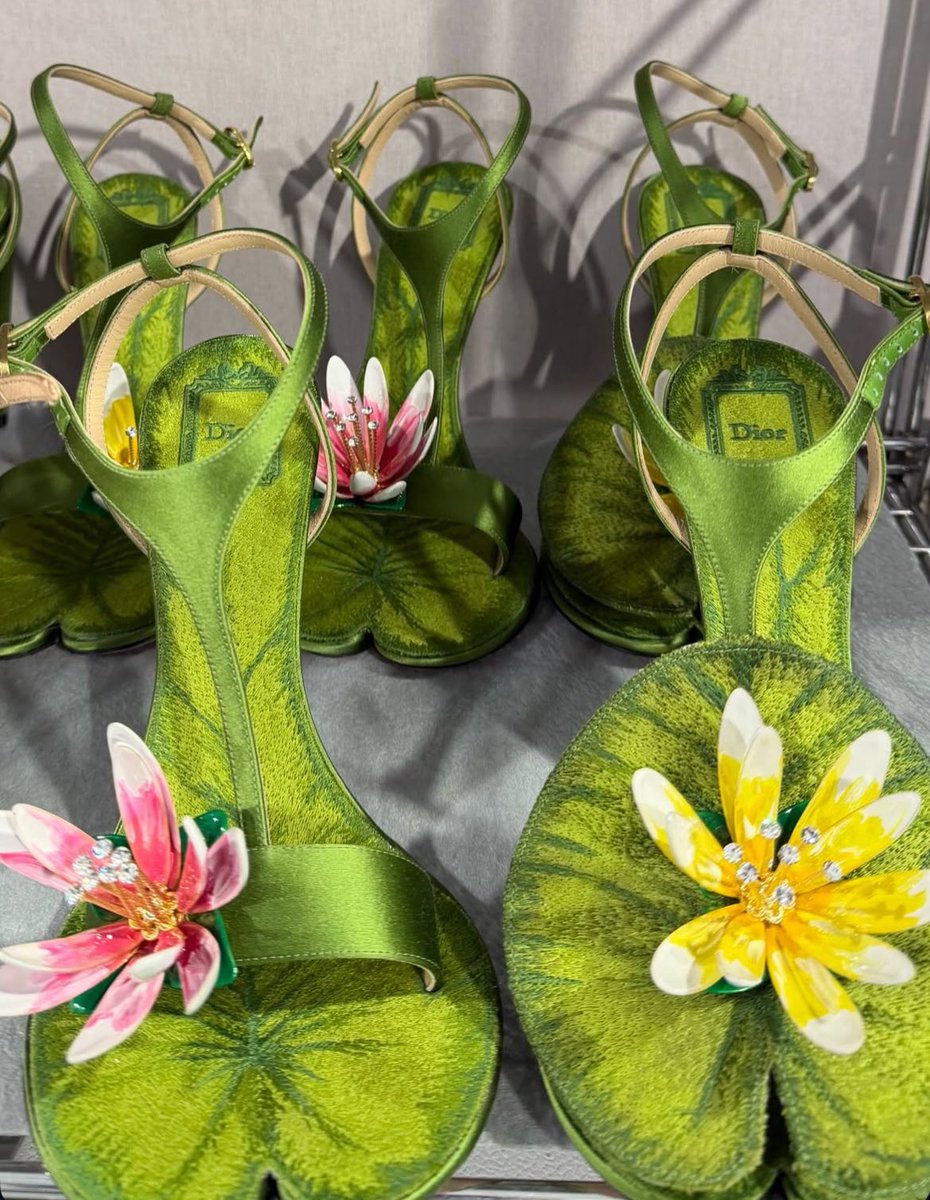 dior fw26 water lily heels 🪷