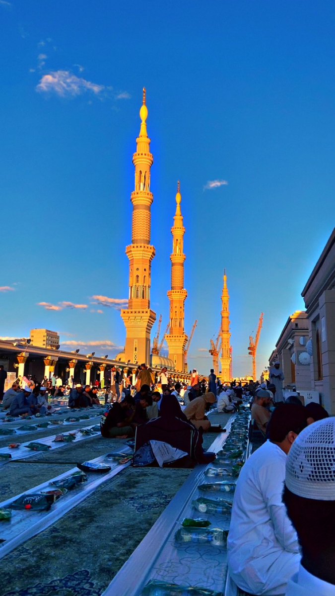 رب احفظ هذا البلد وسائر بلاد المسلمين