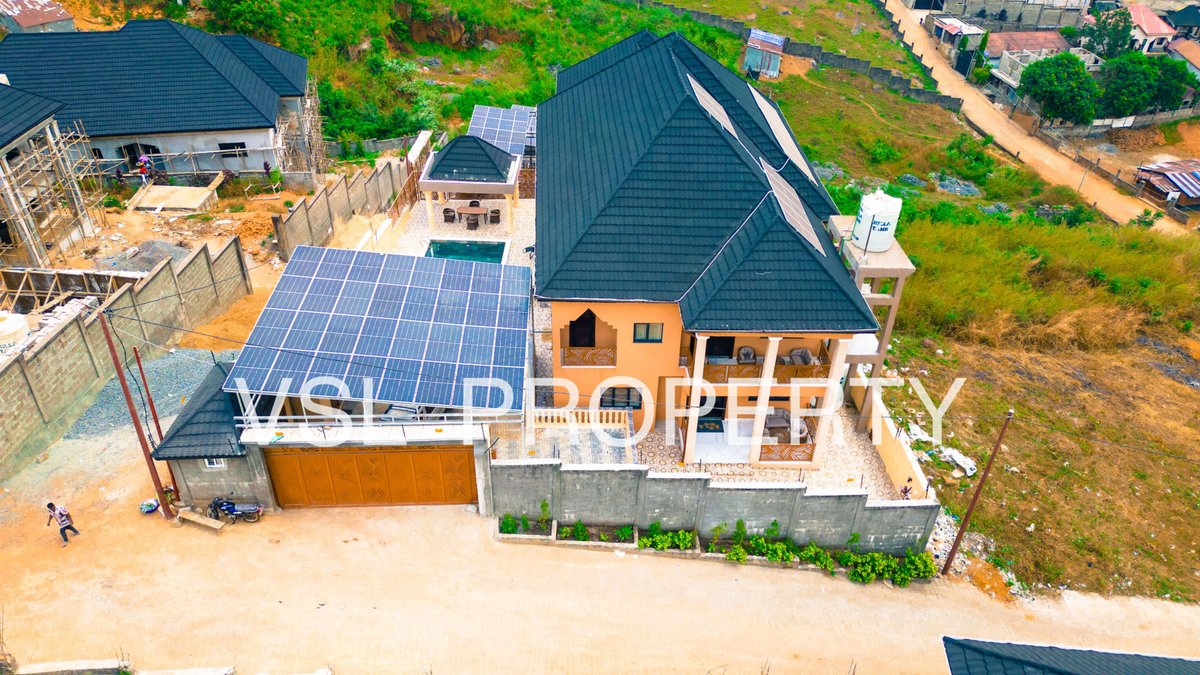 vslproperty's tweet photo. Luxury 5-bed Regent home for rent! ✨ Stunning mountain views, private pool, Starlink internet &amp; more. Perfect for executives. Discover your dream home: https://t.co/wyjnT0ZOI0 
Call us today: 073017891
#RegentLiving #LuxuryHomes #SierraLeoneRealEstate https://t.co/Q73sBuhWP0