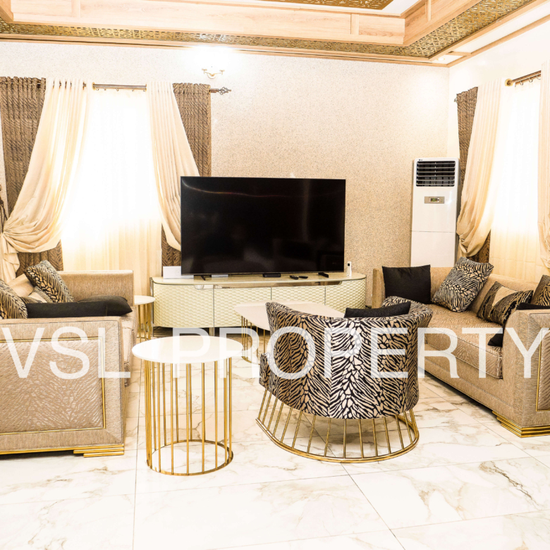 vslproperty's tweet photo. Luxury 5-bed Regent home for rent! ✨ Stunning mountain views, private pool, Starlink internet &amp; more. Perfect for executives. Discover your dream home: https://t.co/wyjnT0ZOI0 
Call us today: 073017891
#RegentLiving #LuxuryHomes #SierraLeoneRealEstate https://t.co/Q73sBuhWP0