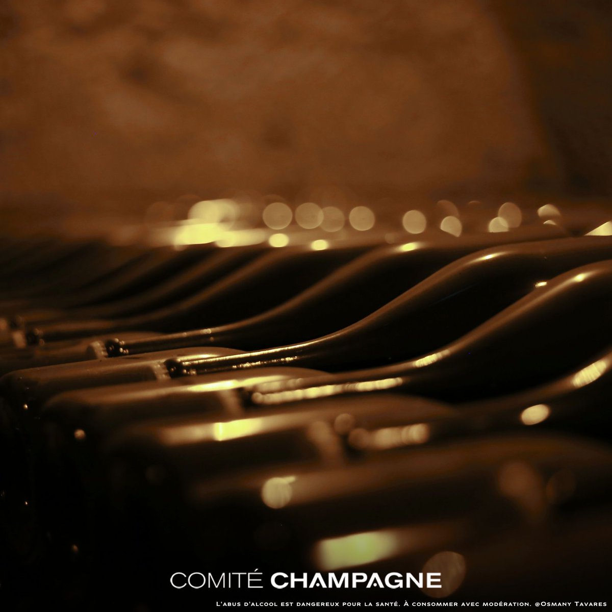 Champagne tweet media