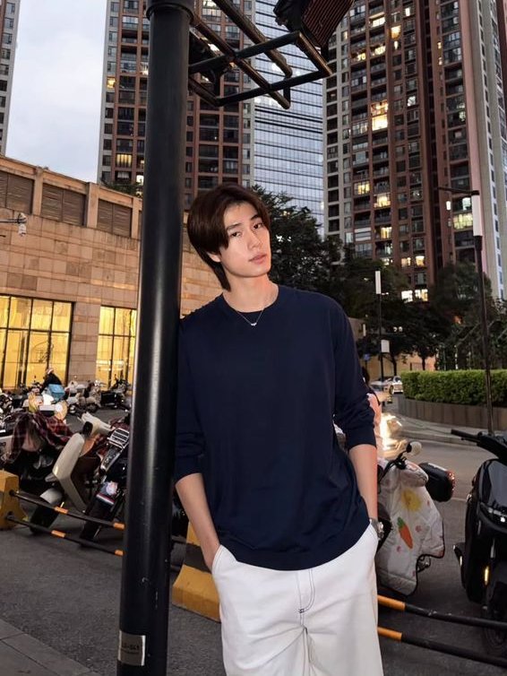 ourmyailyacom's tweet photo. — Privat no secret (shorts au)

/Perjalanan kisah Arsen dan Nael yang diam-diam menyembunyikan hubungan percintaannya selalu 4 tahun, dari media maupun kedua keluarga mereka.
#PondPhuwin #pondphuwinau https://t.co/FBY30kvHF0