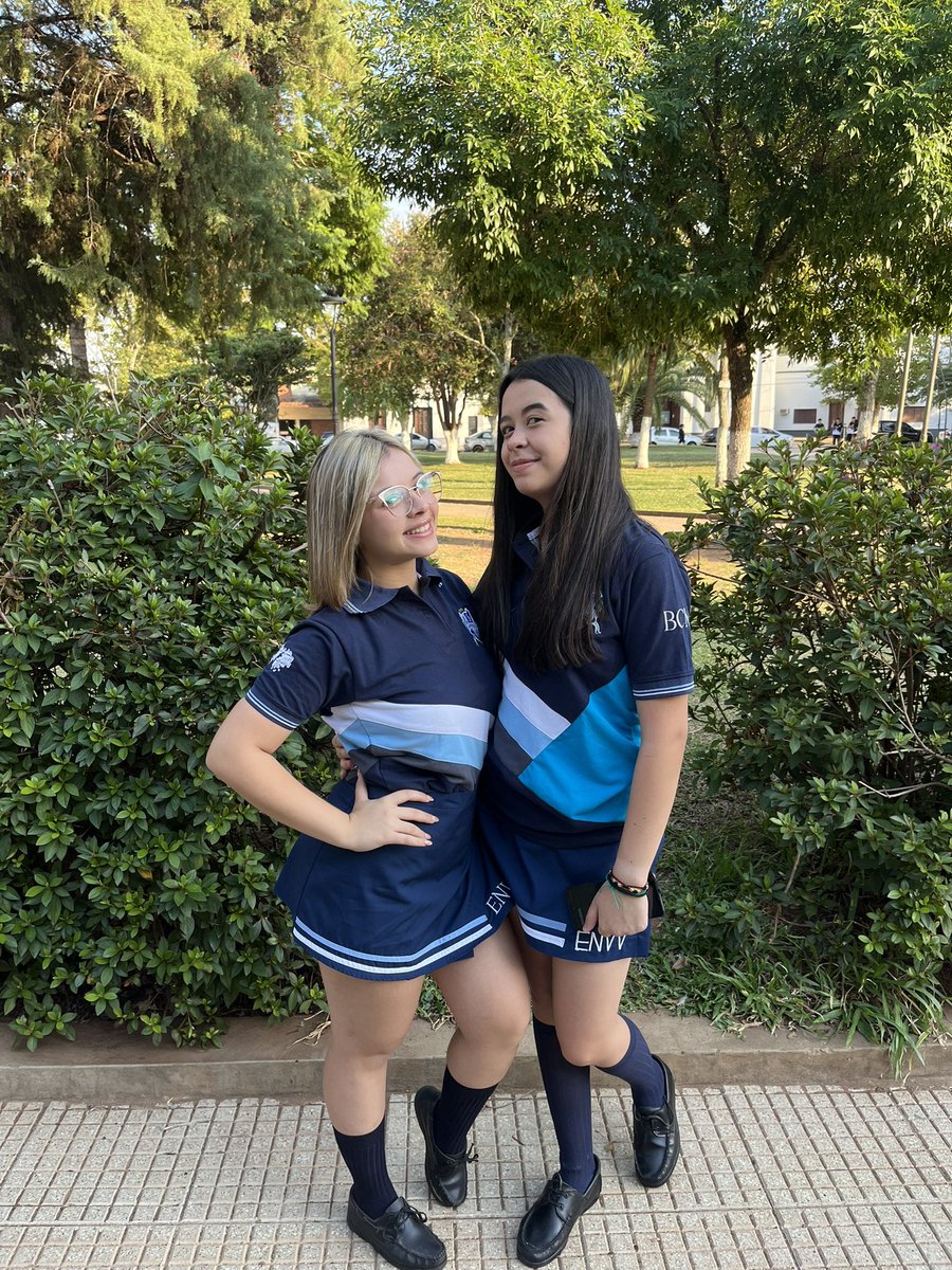 ludmiconde9's tweet photo. no voy a mariconear ahora, pero estoy segura que cuando se termine si, que el tiempo pase lennnntito por favor, no me quiero separar de estos💘💘💘 https://t.co/Ul1KyoDzzu