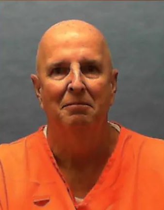 i Report Racism & Child Crimes tweet media