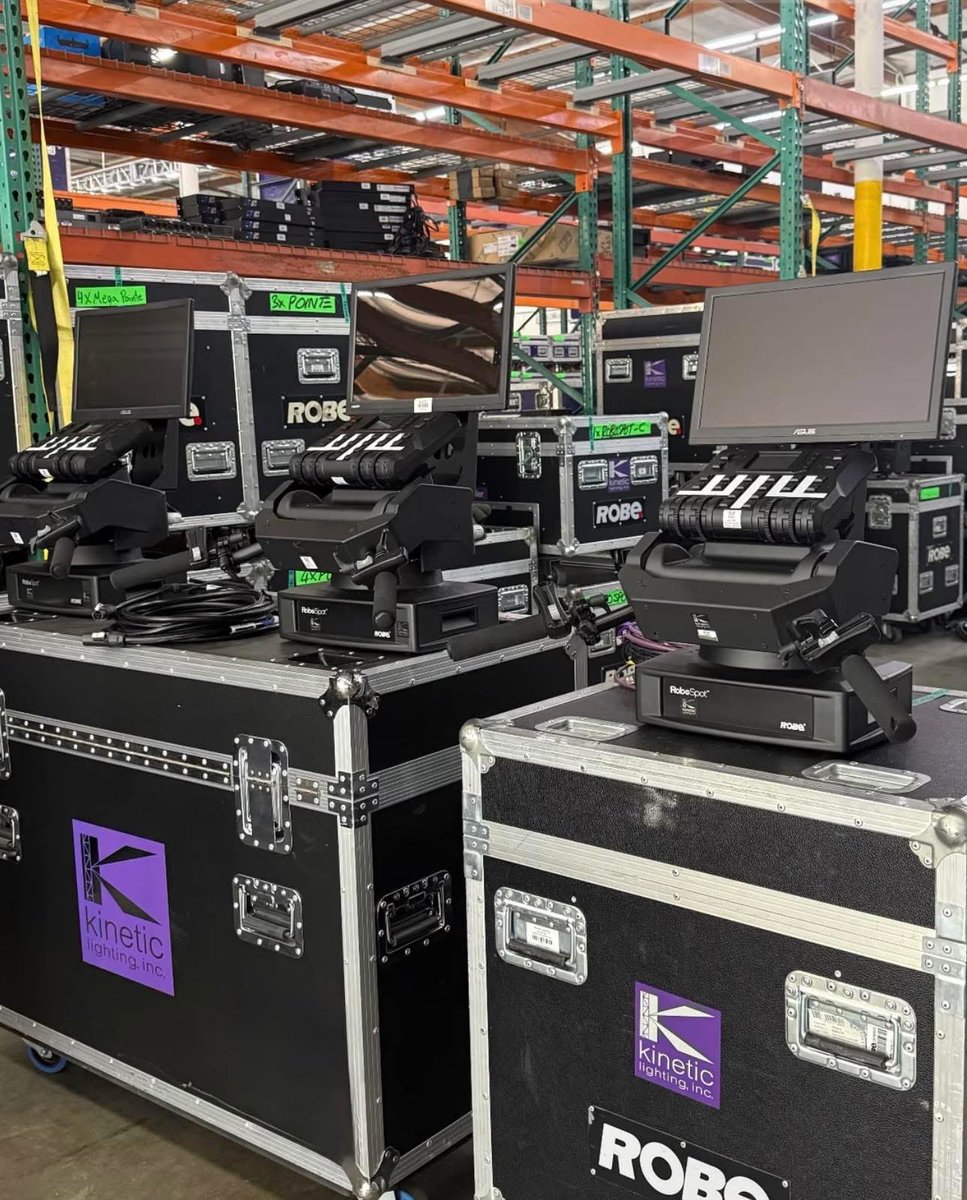 The Robe Way tweet media