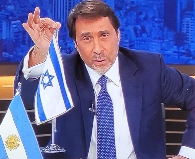 Che Feinman, en vez de seguir hablando boludees acá ¿por qué no te vas a cabecear misiles a Tel Aviv si lo querés tanto?