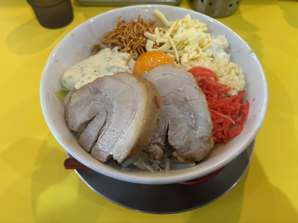 gi_0403's tweet photo. ラーメンヒカリ

美味かった〜😋

栃木県小山市
#麺好き https://t.co/eBwL4rzJDM