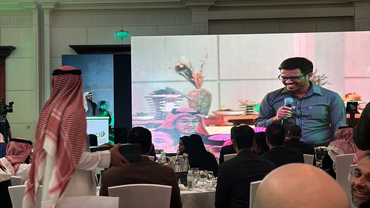 S N C الـلـجـنـة الـوطـنـيـة tweet media