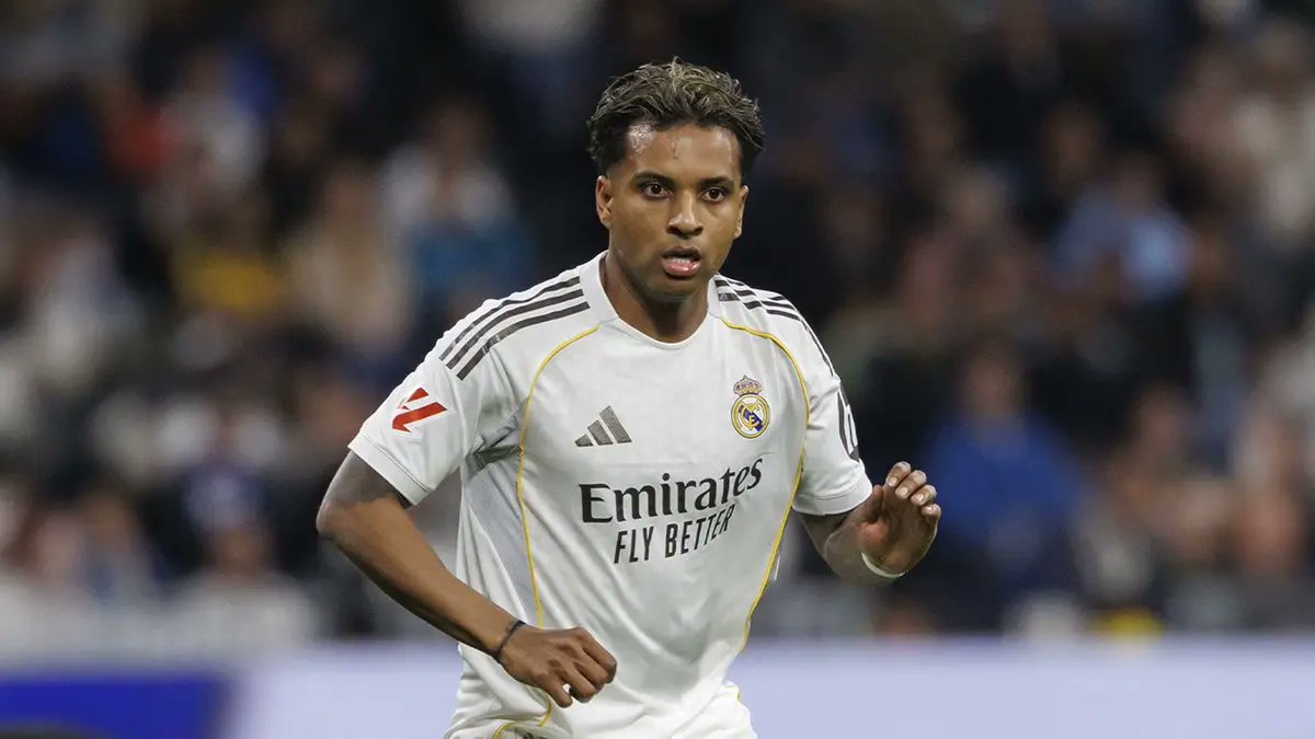 Mazazo en el Bernabéu: Rodrygo se rompe el cruzado y se pierde el resto de la temporada.

Nota: pasionxeldeporte.com/mazazo-en-el-b…

#LaLiga