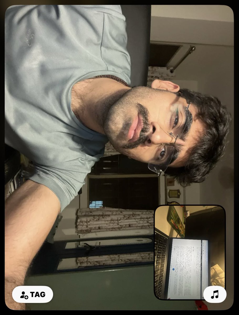 batman© tweet media