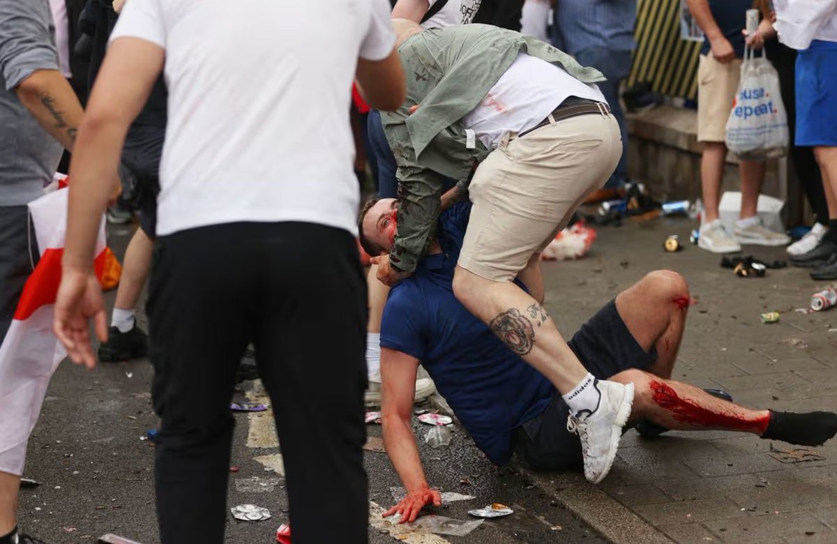 Casual Saturdays tweet media