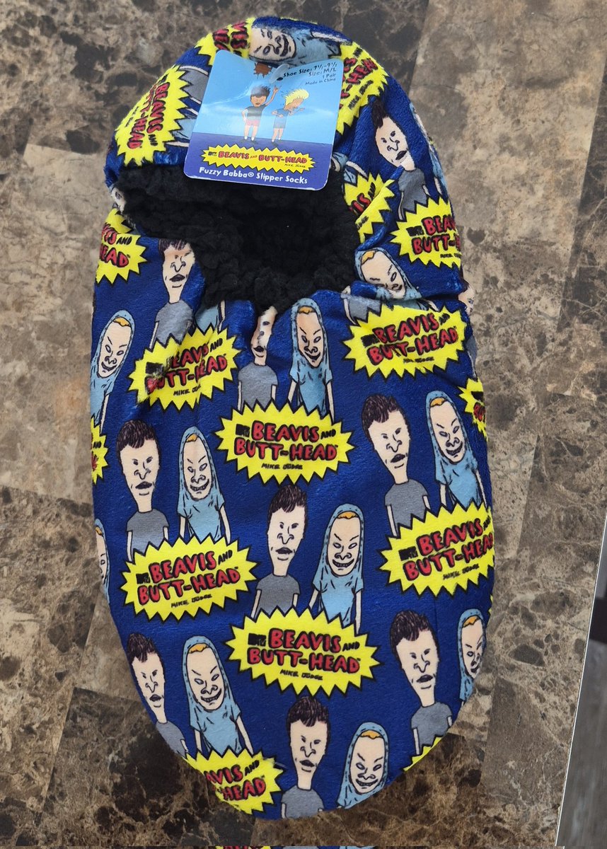 KRXworldWIDE's tweet photo. Couple finds at Dollarama by No Frills, now I gotta find the @MTV boombox one!
#Dollarama #DollaramaCanada #DollaramaFinds #MTV #Casette #CassetteTape #BuildingBlocks #Brickcraft #BeavisAndButthead #Slippers https://t.co/GaxoxIkm11