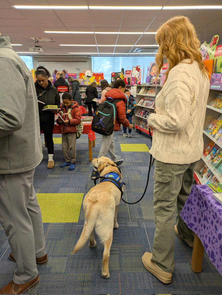 SLCSDolsen's tweet photo. Hutch shopping the Scholastic Book Fair! 🐬💙🐾📚 https://t.co/ckjrBvc1Fn