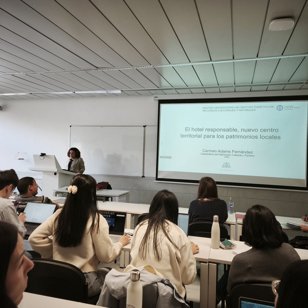 Mgestturistuc3m's tweet photo. Ayer  en @Mgestturistuc3m @CarmenA26130813 , catedrática de Patrimonio y Turismo de la @uniovi_info impartió la conferencia "El hotel responsable, nuevo centro territorial para los patrimonios locales". Gracias Carmen. @master_uc3m @uc3m #conferencias https://t.co/BlDVV0fcPa