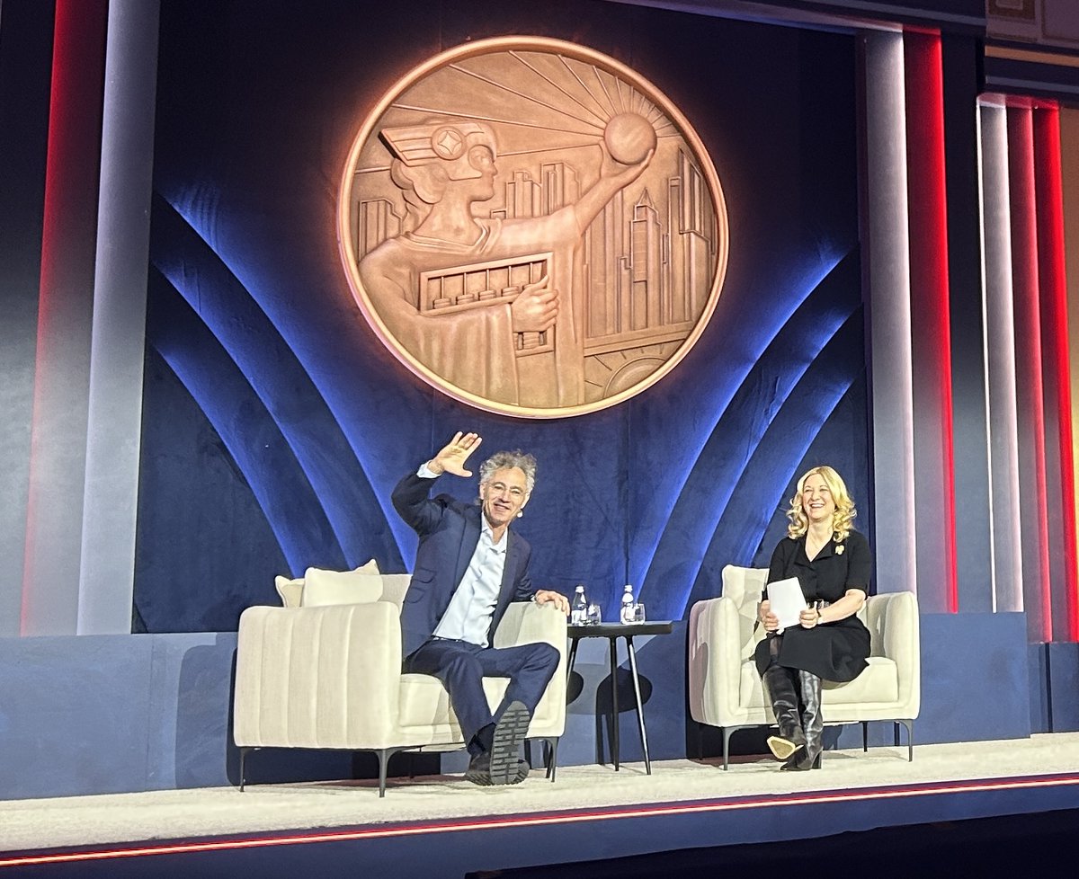 Julia Black tweet media