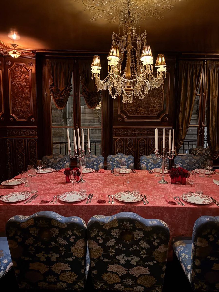 اللمسة الكلاسيكية الفرنسية 🪞