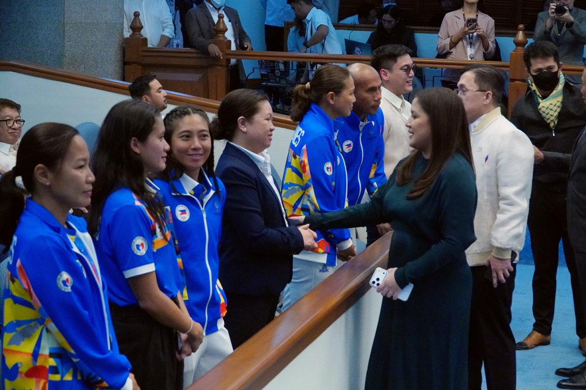 Camille Villar tweet media