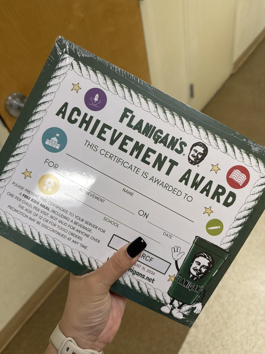 👩🏻‍🏫 tweet media