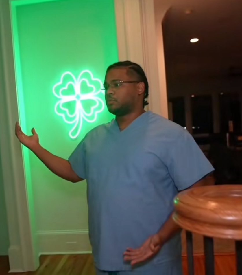 StreamsEra tweet media
