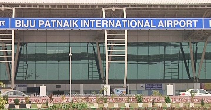 OrissaPOSTLive's tweet photo. IndiGo’s Bhubaneswar to Dubai flight for Wednesday was cancelled due to the conflict in West Asia.
#IndiGo #FlightCancelled #Bhubaneswar #DubaiFlight #WestAsiaConflict #BPIA #OrissaPOST
📲 Follow Orissa POST – Odisha's No. 1 English Daily 📰✨ https://t.co/tYfxt200RL