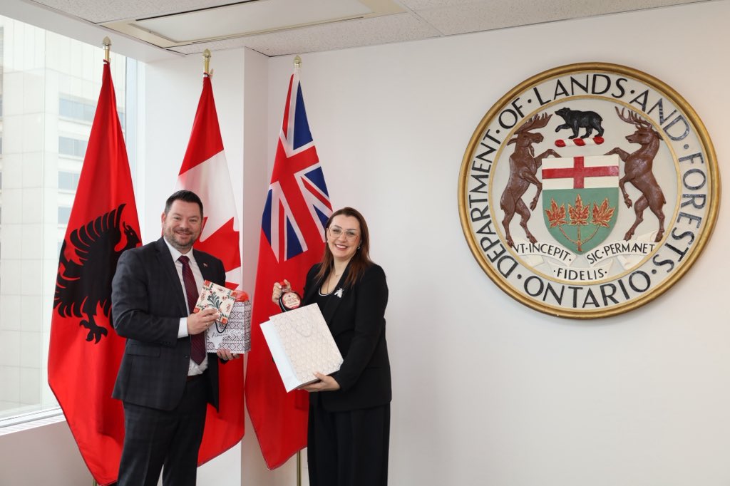 Mike Harris tweet media