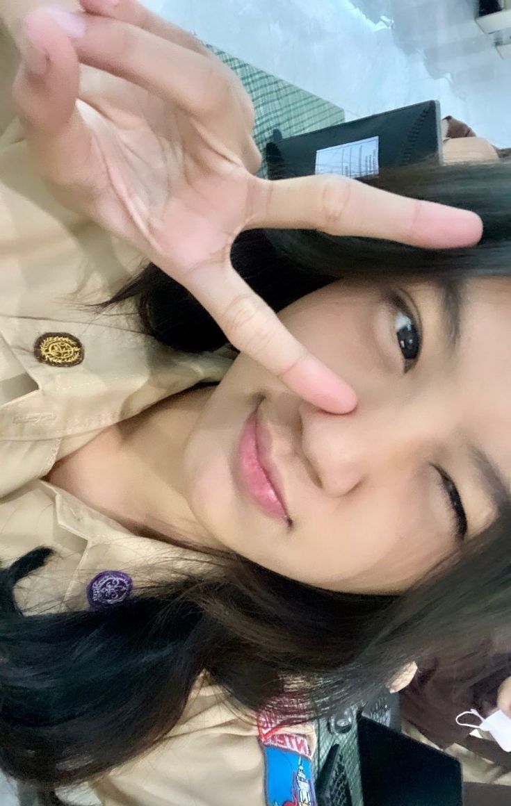 videq496 tweet media