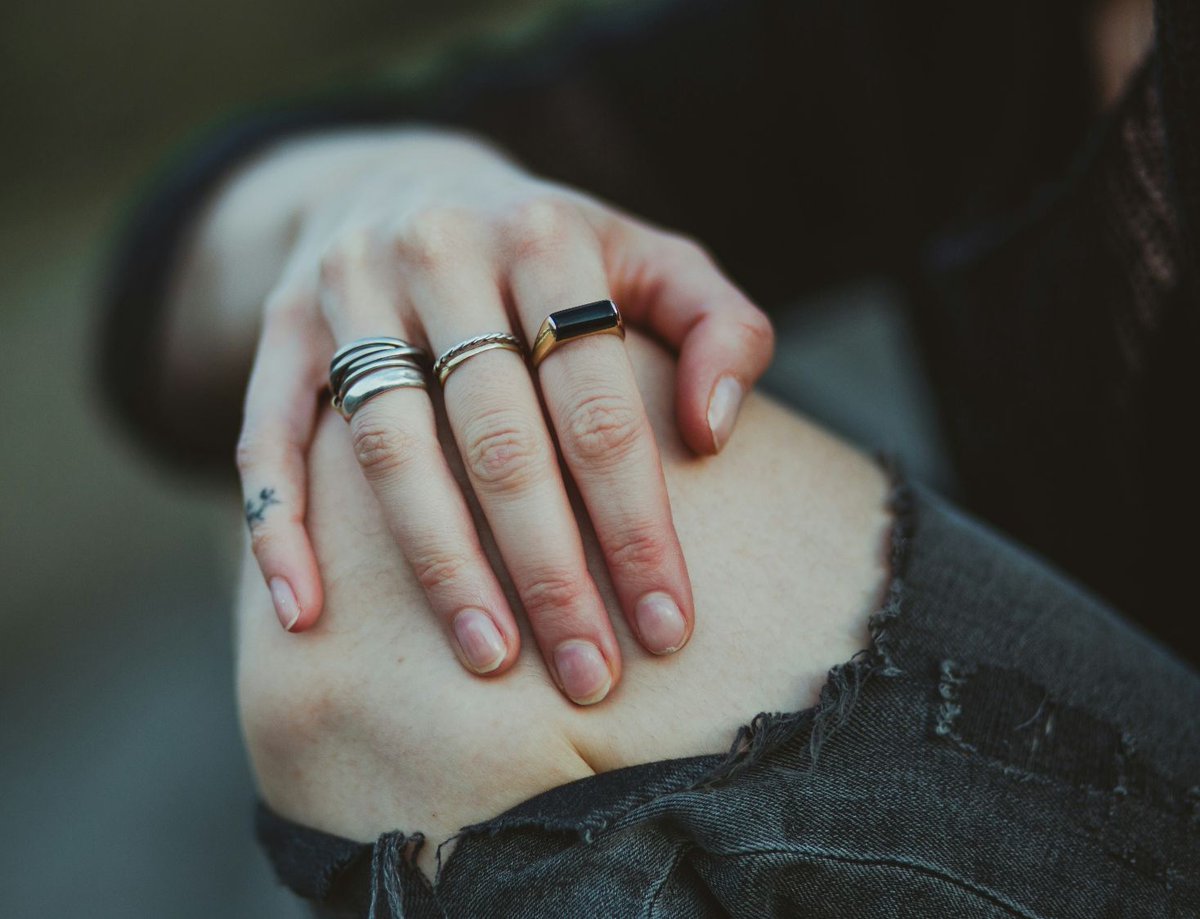 🦵🔥🙂 20 Strength Moves That Keep Your Knees Happy

.
💪 Read more at: bit.ly/4aMsurH
.
#KneeStrength #HealthyJoints #PainFreeMovement #LegDayEveryDay #StrongerHips #FitnessTips #Wellness #Exercise