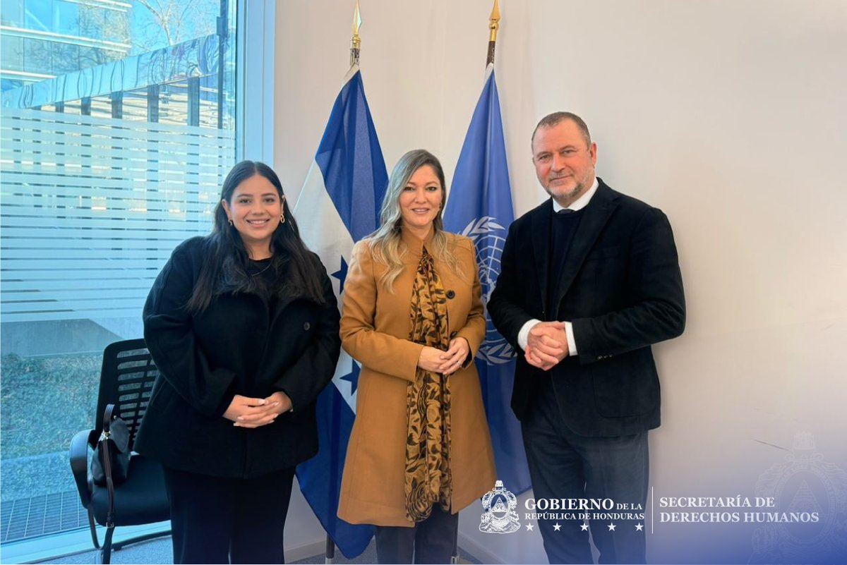 sedhHonduras's tweet photo. 1/2 Tras la presentación del informe de Honduras ante el Consejo de Derechos Humanos en Ginebra, Suiza, la Secretaria de Estado, @LedaDiputada, y la Subsecretaria, Andrea Reyes, se reunieron con Matthias Behnke, Director Regional para las Américas de  @OACNUDH  

@hnpresidencia https://t.co/FlXTWU2V3S