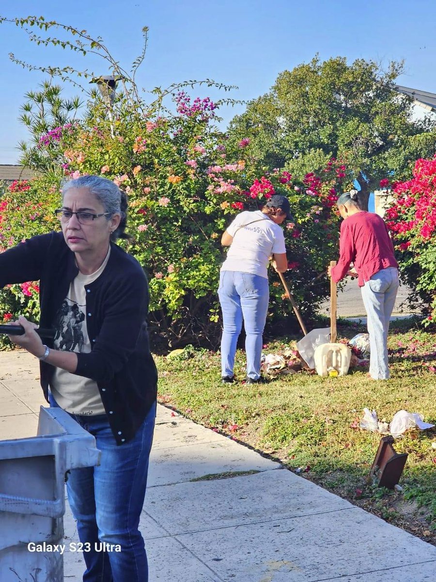 Las labores de apoyo del sistema <a href="/GEMAR/">GEMA RODRIGUEZ RUIZ</a> a la higienización y limpieza de la Capital de todos los cubanos, abarcó todos los municipios en donde se encuentran sus empresas. #CubaEstáFirme #UnidosXCuba  #LaHabanaViveEnMí
#LaHabanaDeTodos #TransporteCuba <a href="/MitransCuba/">Ministerio del Transporte de Cuba</a>