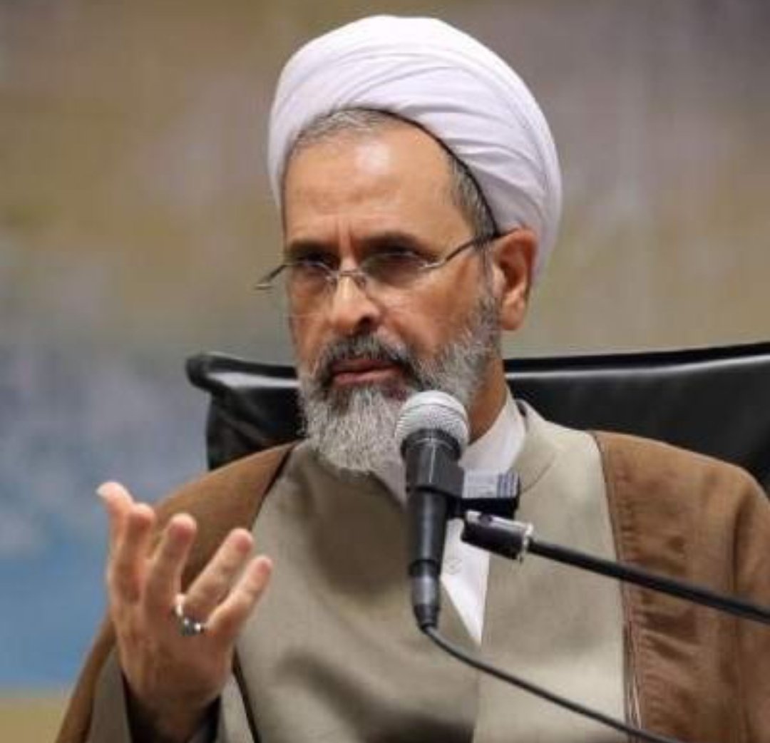 İran'ın yeni dini Lideri Ayetullah Ayetullah Ali Rıza Arafi;
'İki bin füze hazır. 
Hedefler İsrail’e kilitlendi.
Bu gece ne olduğunu göreceksiniz. 
İnşallah.'