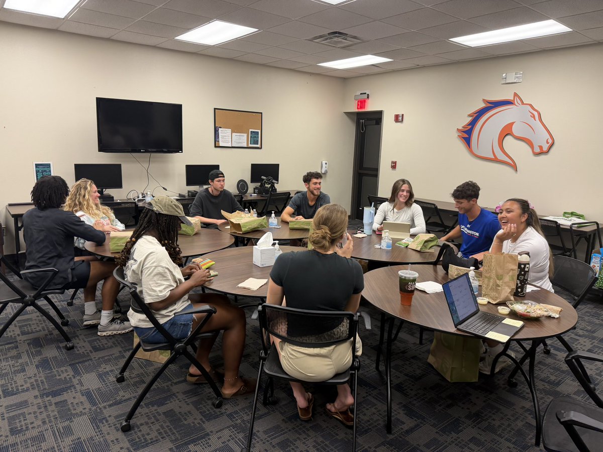 UTA Student Athlete Development tweet media