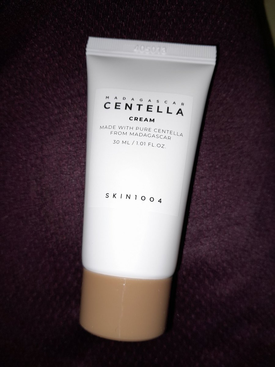 nierrikaa's tweet photo. WTS WANT TO SELL
SKIN1004 CENTELLA CREAM 30ML

PRICE 42K ONLY
BELI DI SHOPEE OFFICIAL STORE

wts karena salah beli

#WTS #WANTTOSELL #zonauang https://t.co/QDDXHUnqOp