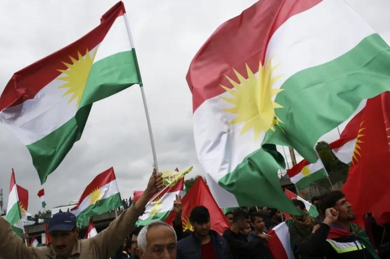 TheCradleMedia's tweet photo. Trump in contact with Kurdish opposition groups as offensive scenarios against Iran surface
——
According to reports by Axios and Amwaj, US President Donald Trump has held phone calls with Kurdish leaders in Iraq as Israel presses Washington to consider mobilizing Iranian Kurdish opposition groups in the expanding US-Israeli war against Iran. 

Axios reported that Trump spoke with Masoud Barzani and Bafel Talabani shortly after the bombing campaign began, in calls described as “sensitive.” The outreach reportedly follows months of lobbying by Israeli Prime Minister Benjamin Netanyahu, who believes Kurdish forces could “rise up” and play a decisive role if space is created on the ground.

Amwaj reports that Israeli and US airstrikes have heavily targeted security infrastructure across Kurdish-majority provinces in western Iran, hitting IRGC, Basij, intelligence facilities, border posts and radar sites in at least 17 cities. 

The strikes have fueled speculation that Washington and Tel Aviv are attempting to weaken Iranian state control in these areas to create operational room for exiled Kurdish armed groups based in Iraq. In parallel, a newly formed Coalition of Political Forces of Iranian Kurdistan has hinted at imminent action, urging Iranian security personnel to defect.

However, there is little concrete evidence so far of a coordinated Kurdish ground offensive inside Iran. Iranian forces have reportedly struck Kurdish opposition bases in Iraqi Kurdistan and moved reinforcements toward border areas, signaling readiness to counter any insurgent push. 

Analysts note that Kurdish factions remain fragmented, constrained by Iraqi and KRG security agreements with Tehran, and potentially complicated by Turkiye’s position. 

While Israeli officials appear to view Kurdish mobilization as a potential war-shifting factor, whether such a scenario materializes remains uncertain.