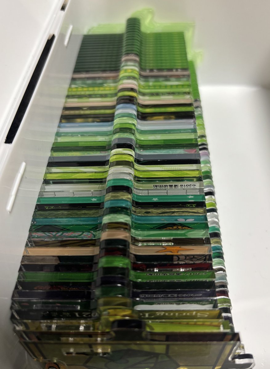 アクスタの台がもう地層