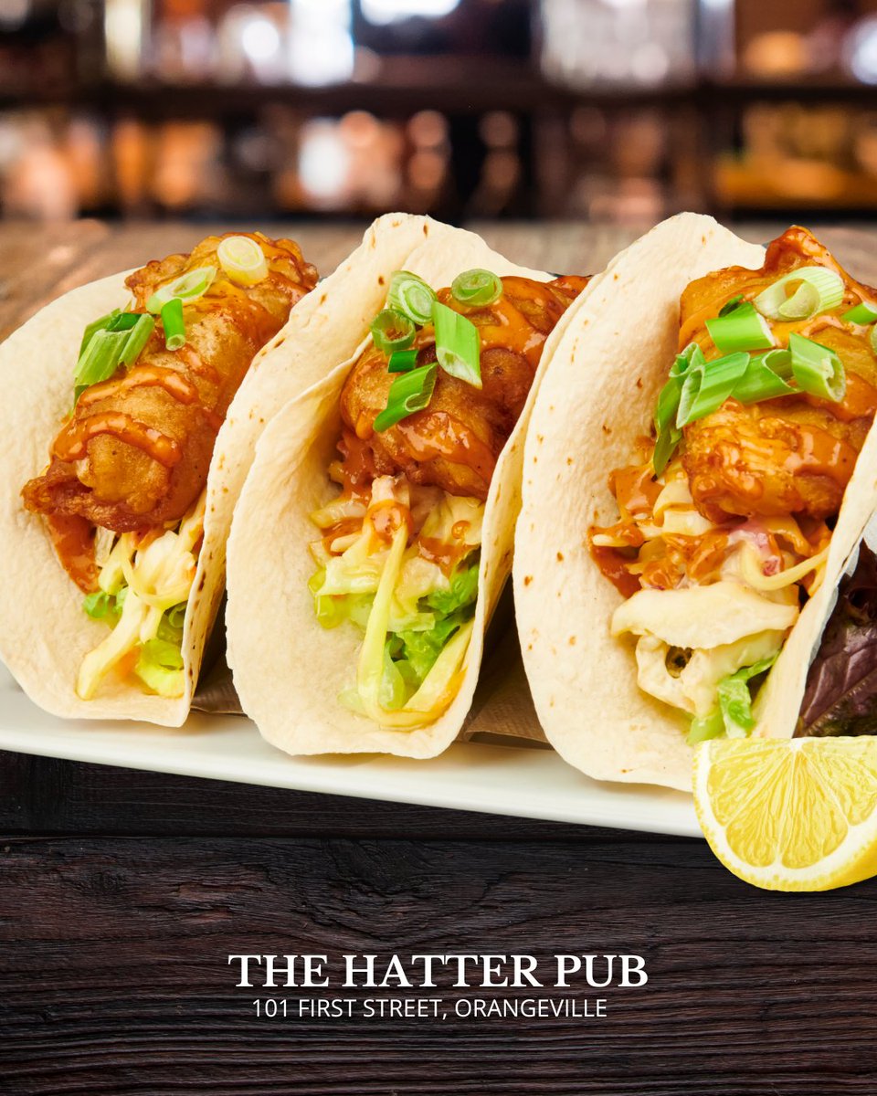 🍺Have lunch with us! Try our Alexander Keith’s beer battered haddock tacos with tomatoes, house-made coleslaw and drizzled with chipotle aioli.

CHECK OUT OUR MENU 
hatterpub.com/our-menu/  

#TheHatterPub #GastroPub #Orangeville #GoodFood #CraftBeer #YourLocalPub  #TacoTuesday