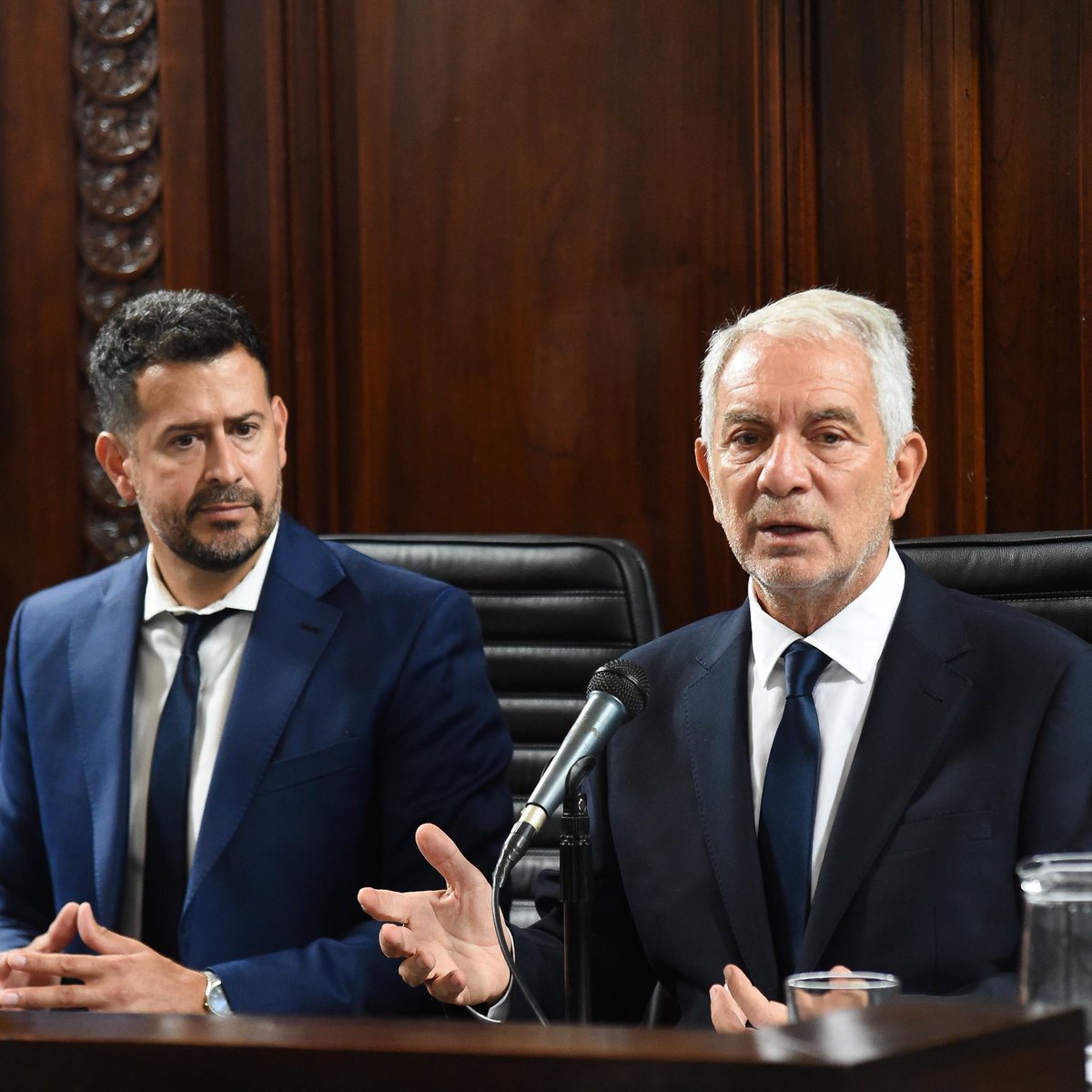 Julio Alak tweet media