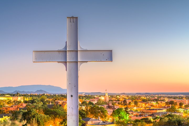 TrimmTravels's tweet image. Looking for a new way to celebrate Turkey Day? Take tradition on the road and check out these Best Places to Spend Thanksgiving in the United States! bit.ly/3lUPfxx | #thanksgiving #travel #usa | 🦃🇺🇸