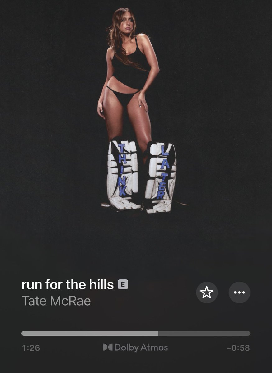 __rocketnumber9's tweet photo. currently listening ⚡️

#tatemcrae #music #pop https://t.co/cxKCksAEBl