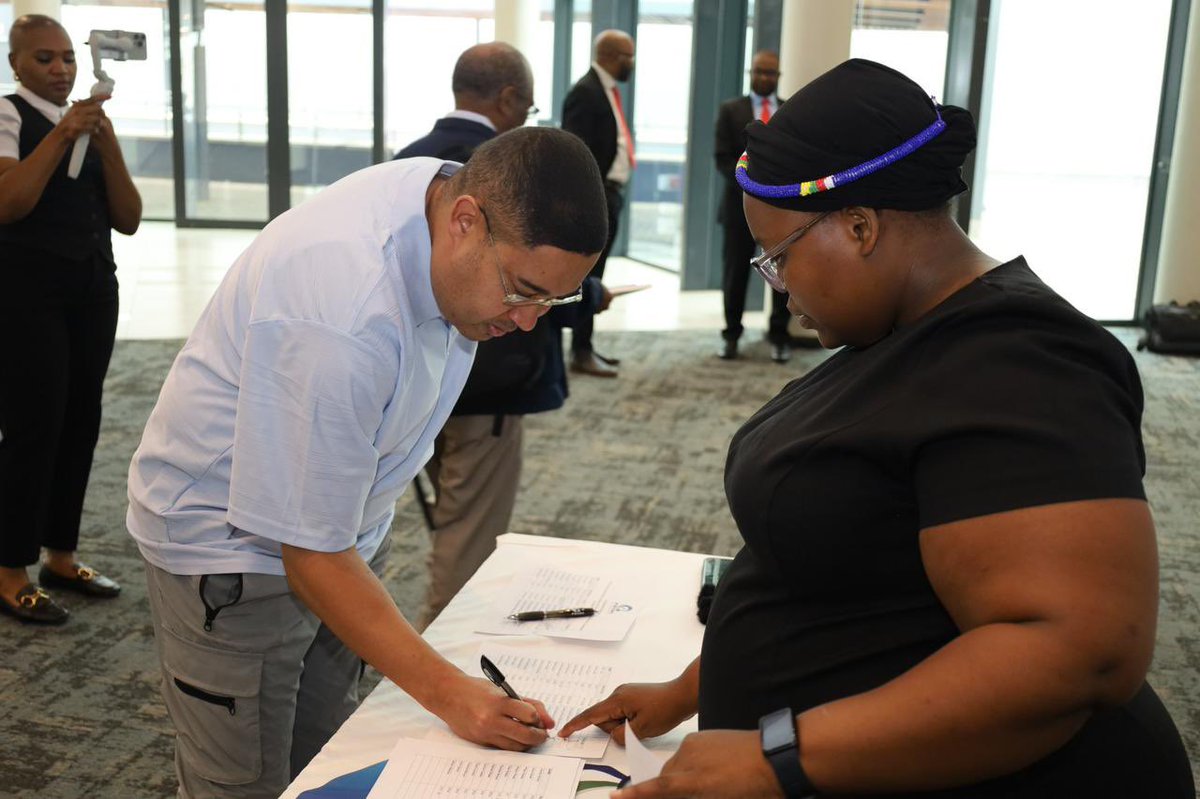 pscbcnews's tweet photo. The Public Service Coordinating Bargaining Council (PSCBC) has kicked off its highly anticipated 3-day strategic planning session in Johannesburg. This gathering brings together key delegates from the public service administration, trade unions, sector bargaining councils and https://t.co/dExdM0Fw43