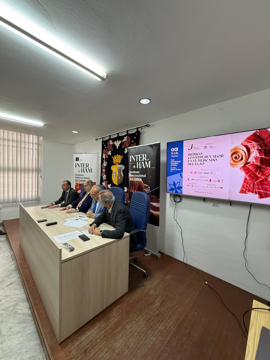 International Ham Institute tweet media