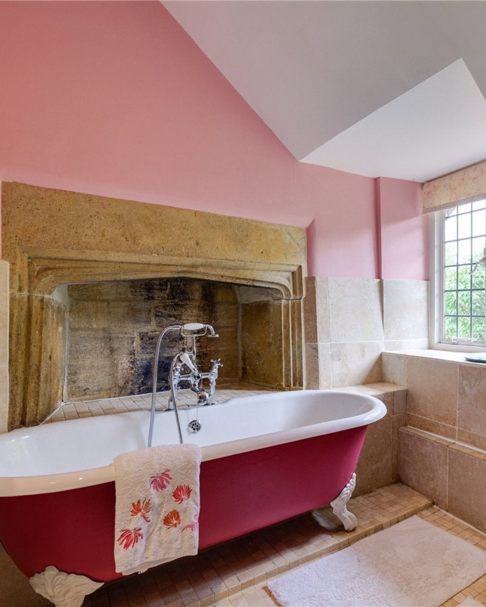 Jackson-Stops Sherborne tweet media