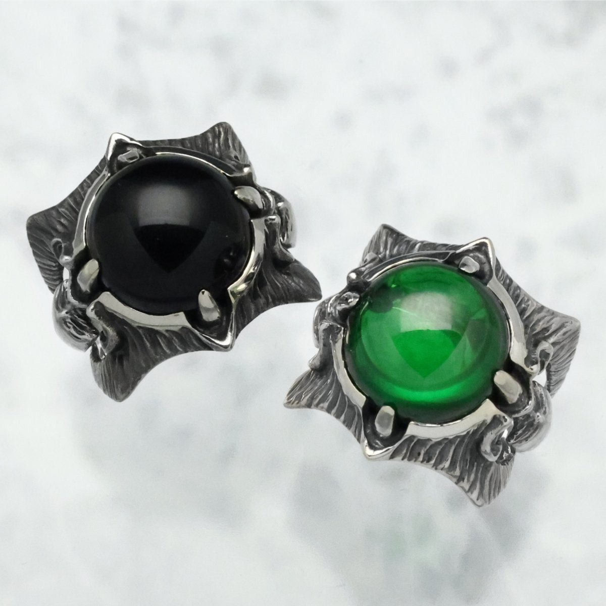 STRANGE_FREAK's tweet photo. レギュラーモデルご紹介
ラミア #SFDR098
キュービックジルコニア をセット
https://t.co/lajJvVhSsK
ご購入の際は、ボディと、ルース(石) をそれぞれ選んでください。
ピンクシルバー、オニキス、義眼から選べます。 https://t.co/X93VmiHn7y