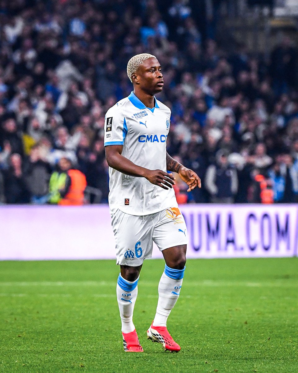 𝗙𝗶𝗿𝘀𝘁 𝗼𝗳 𝗺𝗮𝗻𝘆 🔥 

𝗧𝗼𝗰𝗵𝘂𝗸𝘄𝘂 𝗡𝗻𝗮𝗱𝗶 made his Olympique de Marseille debut against Lyon on Sunday night 🇳🇬