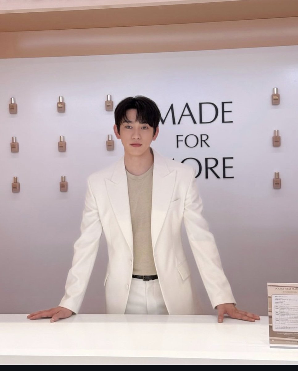 ป๊าดดดดคนหยังมา
หล่อโพดโพ
หล่อคักแน่
หล่อไปฮอดสามภพคัก
#JINYOUNG
🍑💚🐥
