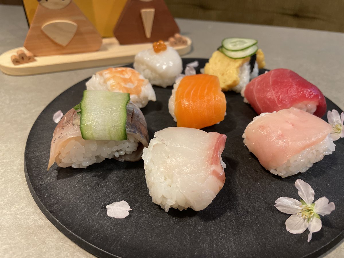 moeko | ディレクションもするWebデザイナー tweet media