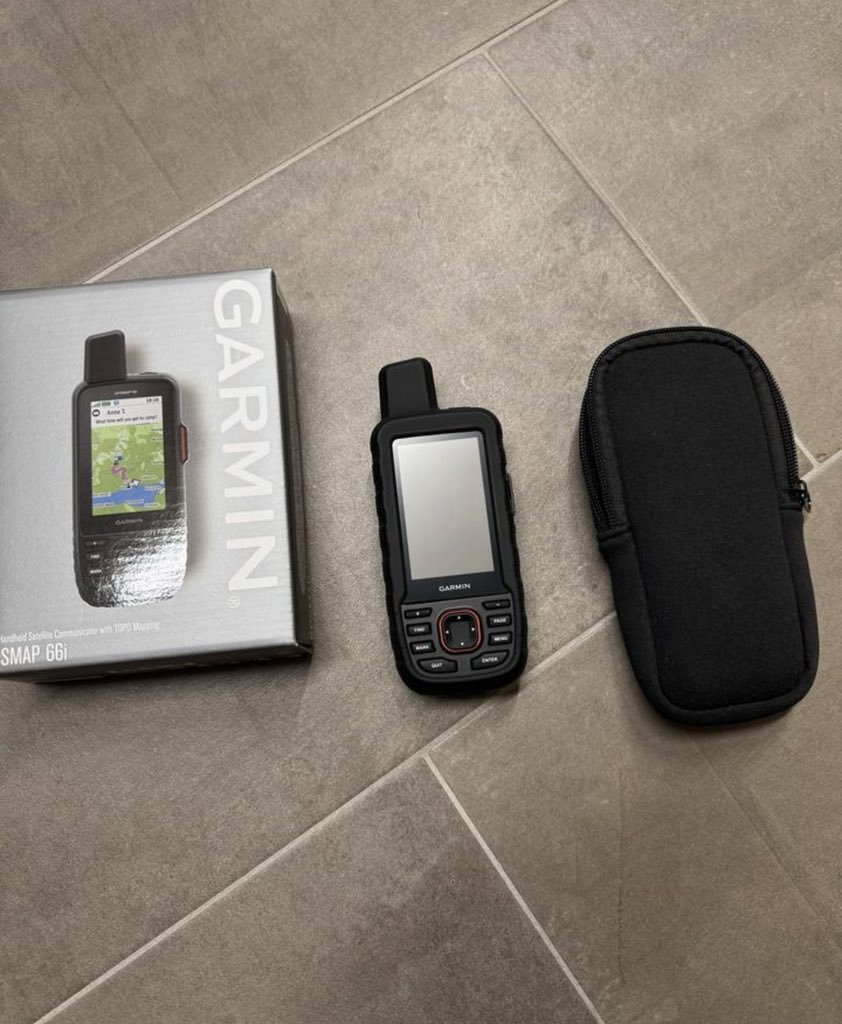 BNorman70's tweet photo. Sell here my Garmin GPSMAP 66i. It was hardly used at all and unfortunately just lies around. It has no scratches or other restrictions. We are an animal and smoke-free household. 
Price $350 https://t.co/kNCzxvq1GS