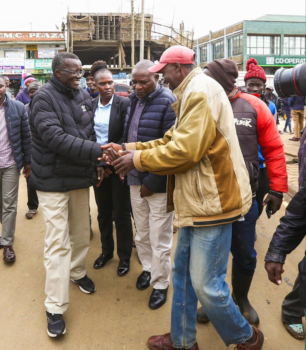 Tuko hapa Nakuru na Dk Mkatiba Maraga.

Ekea mkuu kitu kwa donations.davidmaraga.com tuzidi kuelimisha wananchi.

Your Support towards <a href="/UGMParty/">United Green Movement</a> Youth league will ensure that we take #UkatibaCaravan to every region in Kenya.