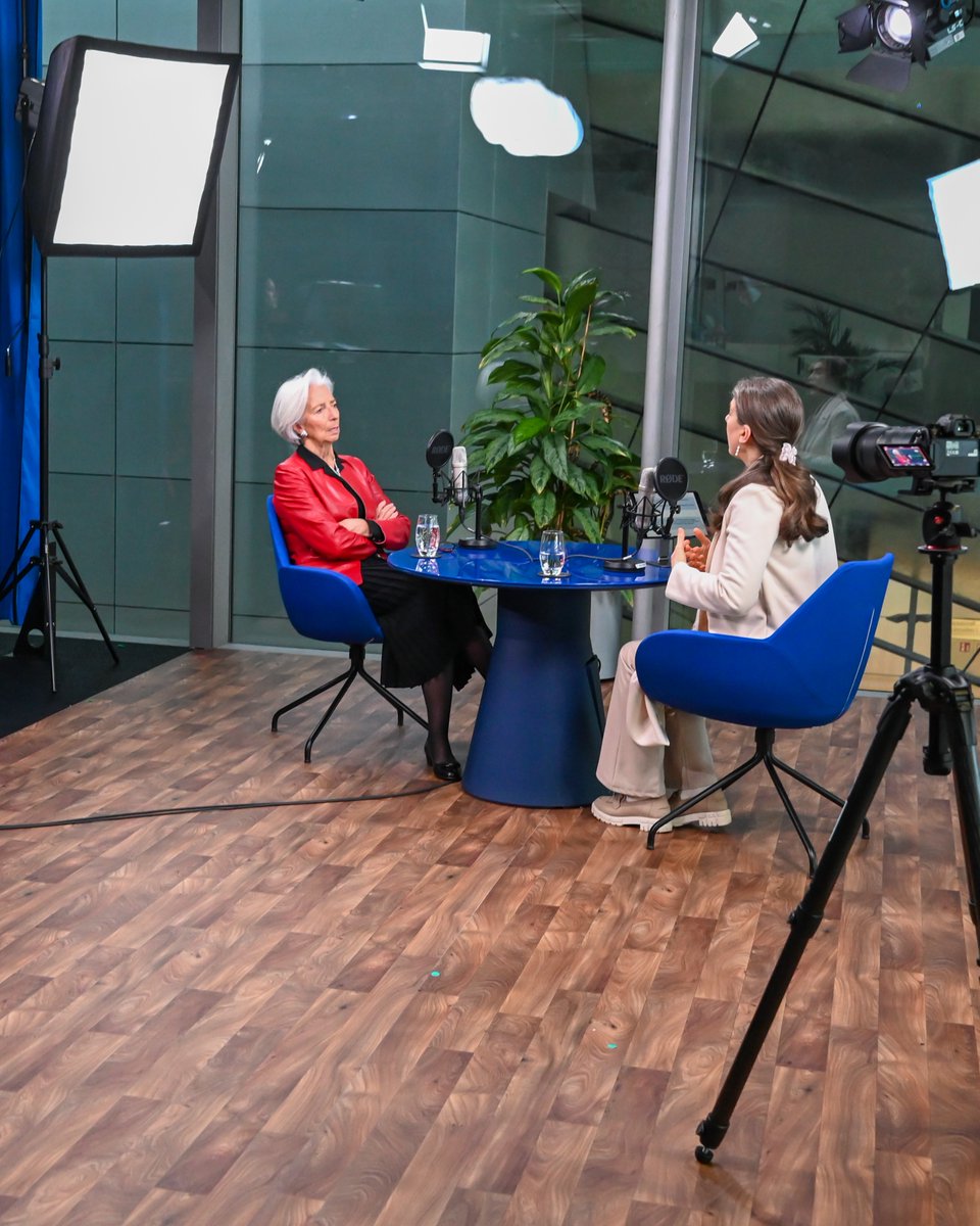 Christine Lagarde tweet media